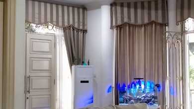 Rumah Elegan di Mampang Prapatan, Jakarta Selatan, 4 KT, LT 180m²