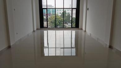 Ruko baru 3,5 lantai lokasi strategis di kawasan bisnis dan pinggir jalan raya Cibubur