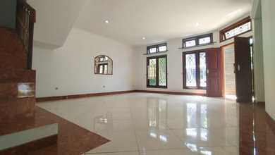 Rumah Dijual di Cimanggis, Depok, LB 150m², Harga Kompetitif!