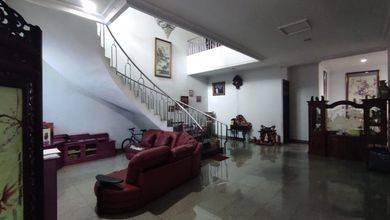 Rumah Modern di Pantai Indah Kapuk, Jakarta Utara, Luas 500 m2