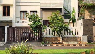 Jual Rumah Siap Tinggal di Permata Buana, Jakarta Barat, LT 300 m2