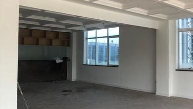 Ruko Gandeng Pik Beachview Batavia 5 Lantai Full Renov Langka