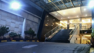 Hotel Bandengan Selatan 1174m2 6 Lantai SHGB Fasilitas Lengkap