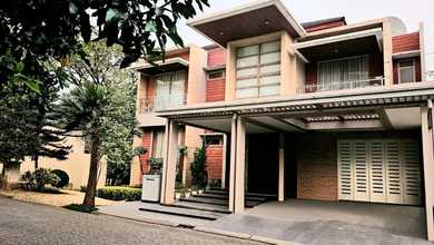 Rumah Mewah di Kawasan BSD, Tangerang, LB 360m², Harga 11 Miliar