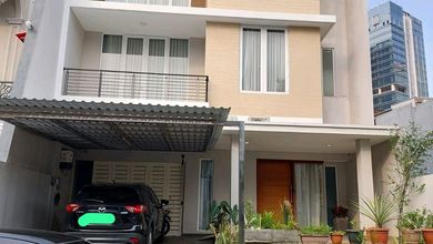 Kesempatan Langka, rumah Prestisius di Pantai Indah Kapuk, Jakarta Utara, LB 300m²