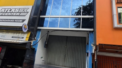 Turun Harga Ruko Boulevard Raya 4 Lantai Tinggi Siap Masuk