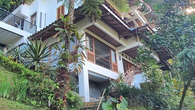 Kesempatan Eksklusif, rumah Prestisius di Megamendung, Bogor, LB 700m²