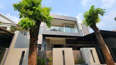 Rumah Mewah di Serpong, Tangerang Selatan, 4 KT, LT 375m²