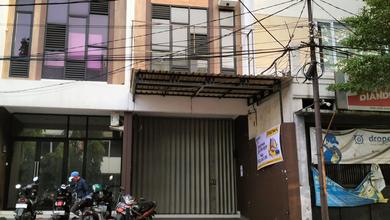 Rumah Kantor Aries Utama Puri Jakarta Barat