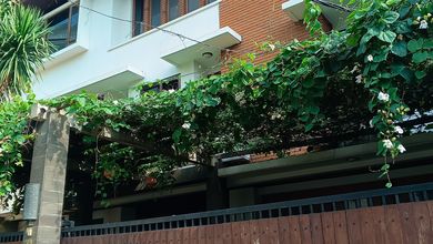 Penawaran Eksklusif, rumah Prestisius di Permata Hijau, Jakarta Selatan, LB 850m²