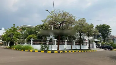 For Sale rumah Premium di Kebon Jeruk, Jakarta Barat - LT 600m²
