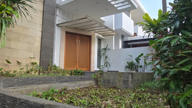 Hunian Elegan di Pondok Indah, Jakarta Selatan, 3 KT, LT 407m²