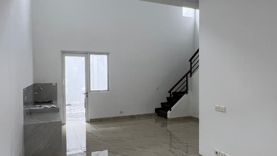 Jual Rumah Nyaman di Gading Serpong Pondok Hijau Golf, Tangerang - LT 108m²