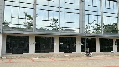 Jual Ruko Osaka Furnish Hadap Jalan Utama