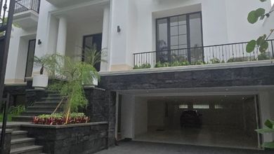 Rumah Elegan di Kemang, Jakarta Selatan, 6 Kamar Tidur, LT 515m²