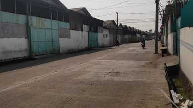 Jual/sewa  Gudang Industri Pergudangan 8 Jl. Raya Perancis. Dadapexit Tol Bandara 10 Menitluas Tanah 15 X 40=600gudang 2 Lt. & Tinggi -/+3.8mkantor 3 ******** Bangunan -/+ 1.000siap Pakai. Bebas Banjirsecurity 24 Jam. Amanhadap Utara Pln 25.000wsumur Bor. 