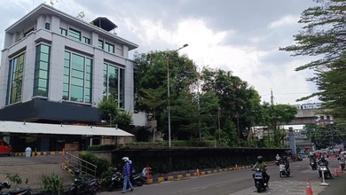 Gedung Kantor Lt 169 m2 Lb 600 m2 Samping ITC Fatmawati Jakarta Selatan