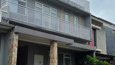 Penawaran Eksklusif, rumah Prestisius di Graha Raya, Tangerang Selatan, LB 185m²