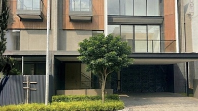 Penawaran Langka, rumah Mewah di BSD, Tangerang, LB 441m²