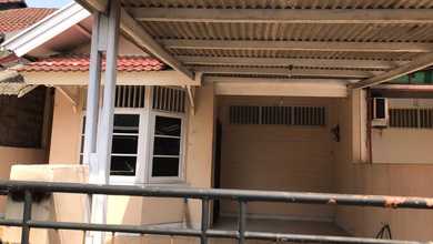 Rumah Sewa Murah Lokasi Gading Serpong, Tangerang, LB 126m²