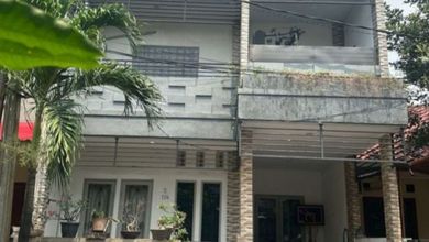 Kesempatan Rumah di Cikunir, Bekasi, LB 250m², Harga 2,5 Miliar