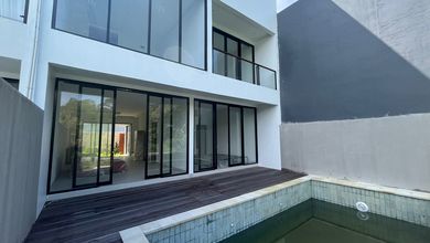 Dijual Villa Eksklusif Jungle View di Cluster Elite Nusa Dua
