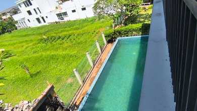 DIJUAL RUMAH SEMI VILLA 4 BEDROOMS AREA TENANG NYAMAN 