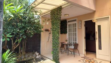 Jual Rumah Strategis di Sukatani, Depok - LT 120m²