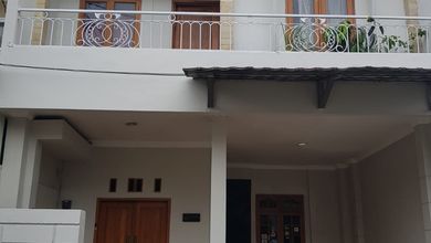 Rumah Favorit di Cibubur, Jakarta Timur, 5 KT, Harga 1 Miliar