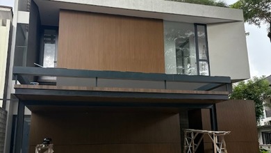 Hunian Mewah di BSD Foresta, Tangerang, 4 Kamar Tidur, LT 219m²