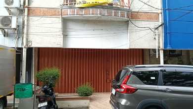 Disewakan Ruko 3 Lt Pertokoan Pulomas Jl Kayu Putih Raya