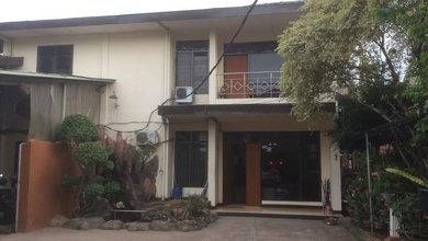 Rumah Modern LT 1700 Jual area Setiabudi, Jakarta Selatan