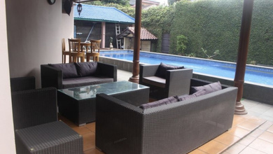 Rumah Mewah di Cipete, Jakarta Selatan, 4 KT, LT 899m²