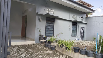 Rumah Mewah di Kawasan Taman Meruya, Jakarta Barat, LB 90m², Harga 3,5 Miliar