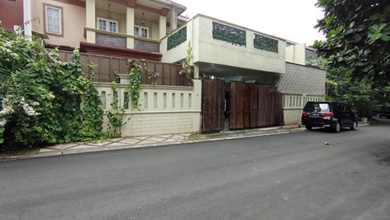 Penawaran Langka, rumah Mewah di Jatikarya, Bekasi, LB 500m²