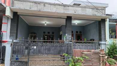 Rumah Dijual di Bekasi, Bekasi, LB 105m², Harga Kompetitif!