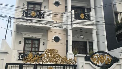 Rumah Area Premium Kebon Jeruk, Jakarta Barat - Harga Menarik 4,75 Miliar