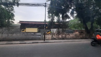 Tanah Dan Bangunan Gudang di Jalan Raya Daan Mogot Bagus 2220 m SHM