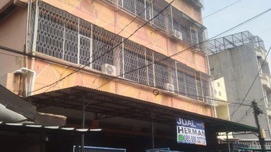 Jarang Ada..Ruko Gandeng 3 Furnished 