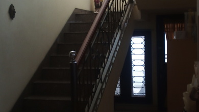 Rumah Mewah di Kawasan Gubeng, Surabaya, LB 680m², Harga 5,2 Miliar