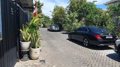 Rumah Dijual di Jambangan, Surabaya, LB 170m², Harga Kompetitif!