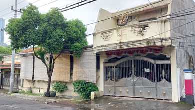 Rumah Mewah di Tunjungan, Surabaya, 4 KT, LT 494m²