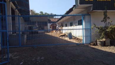 Jual Gudang Bekas Pabrik Sebrang Pabrik Rokok Sampoerna Kraksaan Probolinggo 0 Jalan Raya