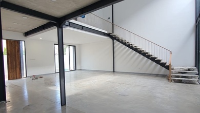 Penawaran Langka, rumah Prestisius di Mulyorejo, Surabaya, LB 322m²
