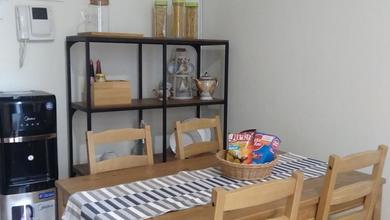 Jual Unit Apartemen Siap Ditempati 2BR Furnished Good Condition