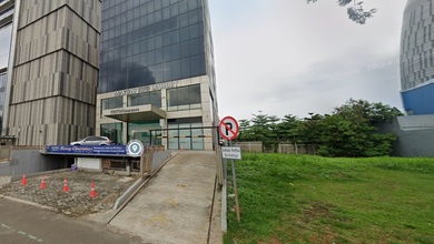 Jual Tanah Lokasi Komplek Summarecon Serpong Pemandangan Danau dan Taman