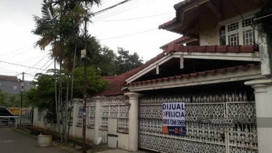 Rumah Mewah di Rawamangun, Jakarta Timur, 5 Kamar Tidur, LT 400m²
