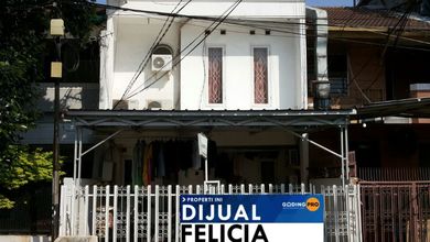 Rumah Elegan di Kelapa Gading, Jakarta Utara, 23 KT, LT 120m²