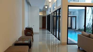 Hunian Sewaan Area Menteng, Jakarta Pusat, LB 440m², 4 KT