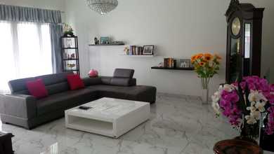 Penawaran Eksklusif, rumah Mewah di Cempaka Putih, Jakarta Pusat, LB 300m²